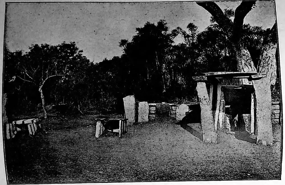 Kuruba dolmen-like graves