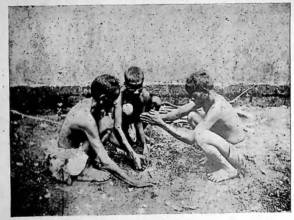 Nāyādis making fire